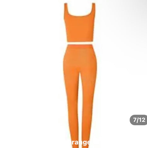 Lounge Set in Orange